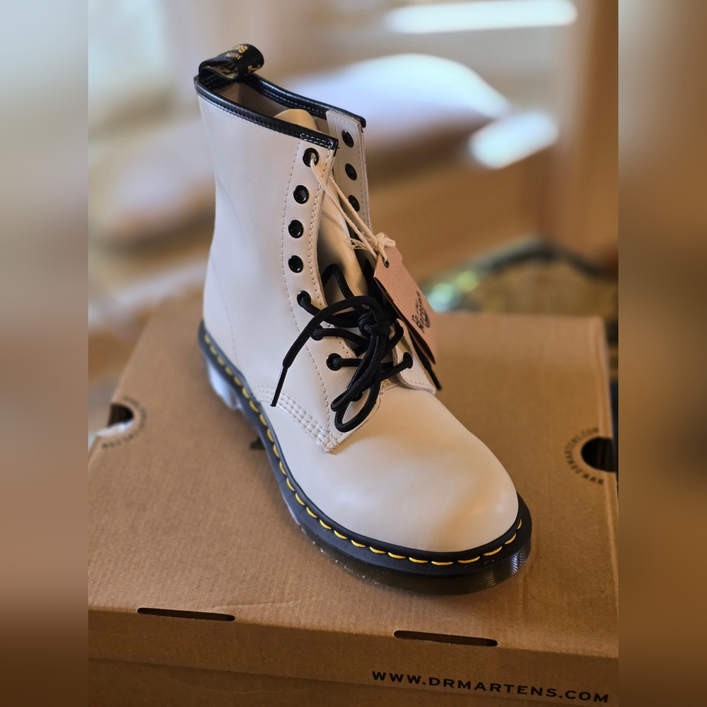 New. 1460 Women's. Size 10